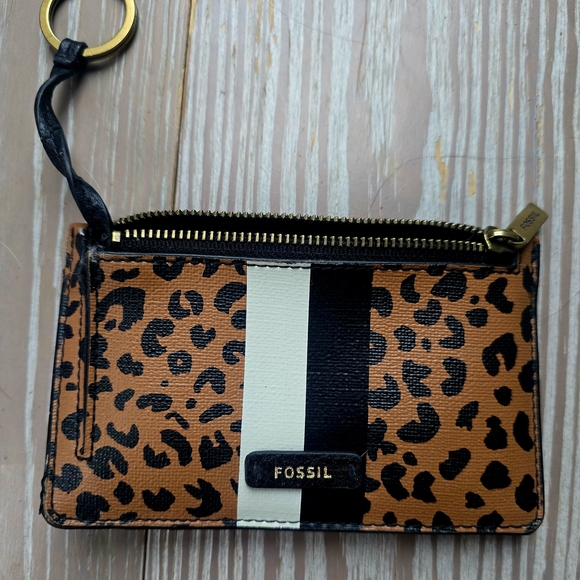 Fossil Accessories - Fossil Leopard Print Zip Card Case - Brown/Black/White